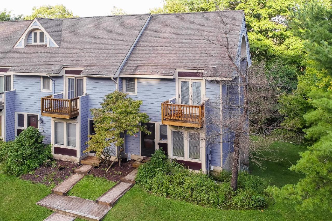 18 Winding Way Villa McHenry Exterior photo